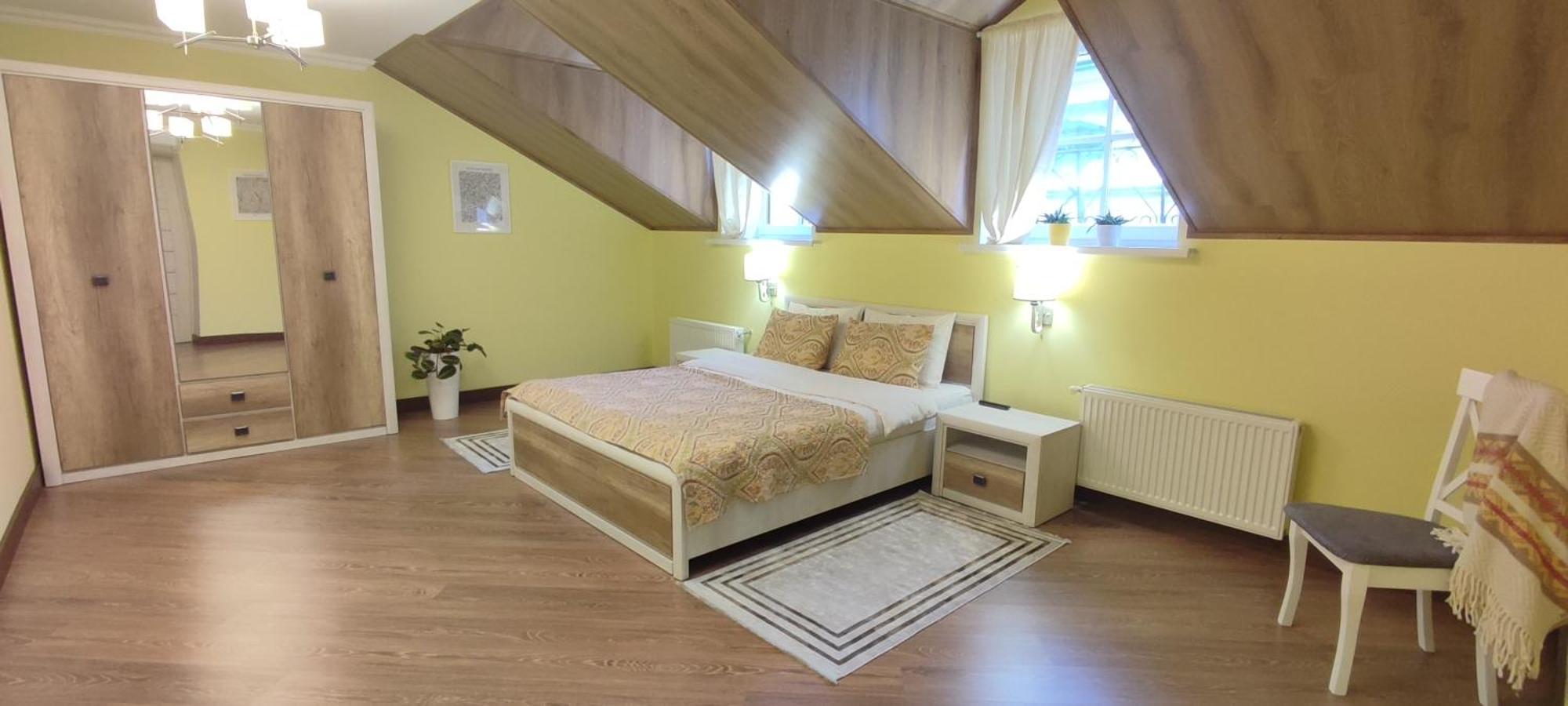 Appartement Сонячна Мансарда à Kamianets-Podilsky Extérieur photo